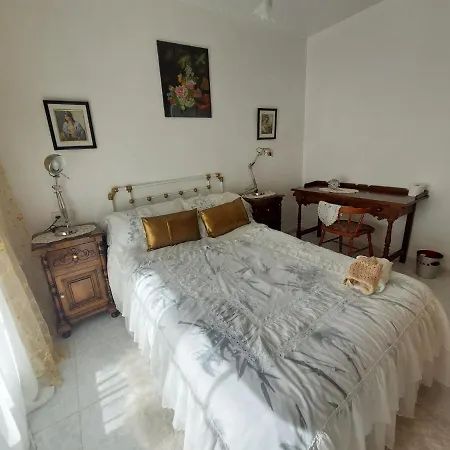 Fuentesnuevas/bedrooms منزل ريفي *